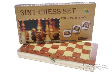 Дерев'яні шахи з шашками і нардами 30х30 см 
У наборі:
• дерев'яна ігрова дошка . . фото 1