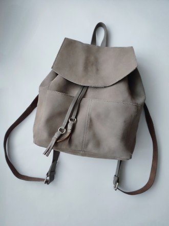 Шкіряний рюкзак з натуральної замші бренду Mint&Berry, оригінал
Закриваєтьс. . фото 6