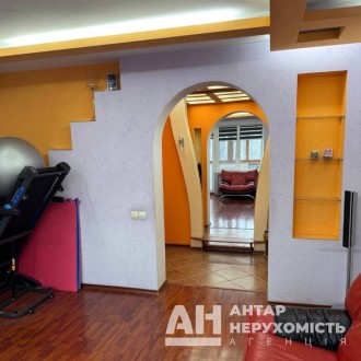 Продається 3-к квартира в Кропивницькому , р-н Попова (Велмарт) 

Площа - 64 М. Попова. фото 5