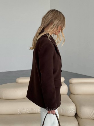 
Короткое коричневое пальто кашемировое 
Женское пальто жакет в едином размере 4. . фото 3