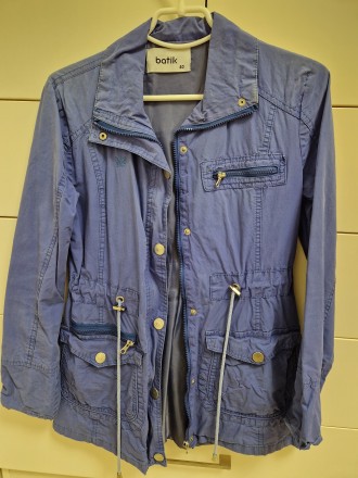 Продам куртку - ветровка, синего цвета, размер 40 европейский (наш 46-48). Длина. . фото 2