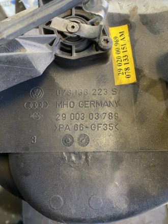 Впускной коллектор в сборе оригинал Audi A6 C5 V6 078133223S (078133151AM). Колл. . фото 3