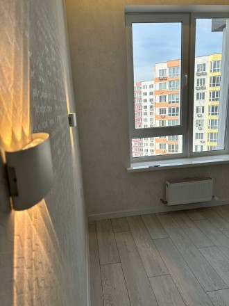 Однокімнатна квартира в ЖК Акварель-8 
Світла однокімнатна квартира в Київському. Киевский. фото 7