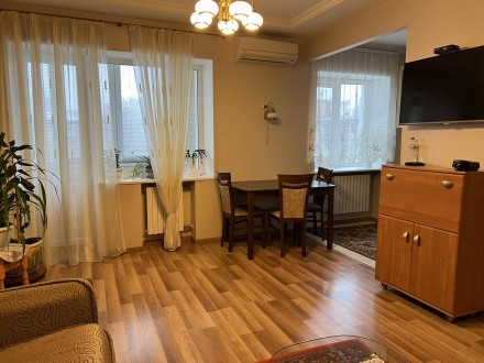 Продам красивую 2-комнатную квартиру, которая расположена вверху ул. Грушевского. . фото 5