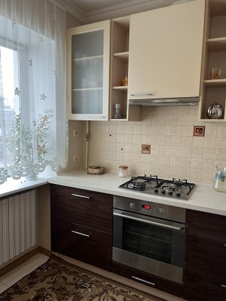 Продам красивую 2-комнатную квартиру, которая расположена вверху ул. Грушевского. . фото 4