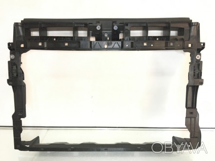 Телевизор панель радиатора VW Tiguan 2018-  5NN805588K