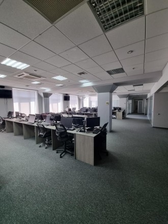 Аренда просторного офиса в центре Киева в Бизнес Центре класса " В " по адресу у. Лукьяновка. фото 2