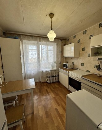 Продам 2-х кімнатну квартиру на пр.Гагаріна 120
Загальна площа 54/34/9 м2, пове. Гагарина. фото 5