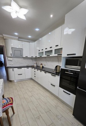 8128-ЕК Продам 2 комнатную квартиру 76м в новострое ЖК Меридиан на Северной Салт. . фото 3