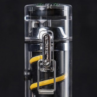 Зажигалка с фонариком, характеристики:
	Поджиг: Электрический;
	Тип: Импульсный;. . фото 5