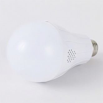 Акумуляторна лампочка, характеристики:
Колір: білий;
Колір світіння: біле денне . . фото 5