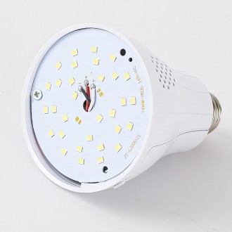 Акумуляторна лампочка, характеристики:
Колір: білий;
Колір світіння: біле денне . . фото 8