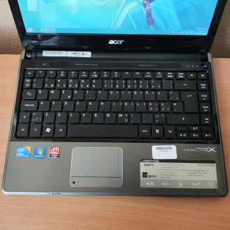 Ноутбук Acer Aspire 3820TG 13.3" i5-M450/4 ГБ/500 Gb HDD/ Radeon HD 5650 / Web C. . фото 3