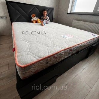 
Выгодные условия доставки по всей Украине
Деревянная двуспальная кровать
Двуспа. . фото 3