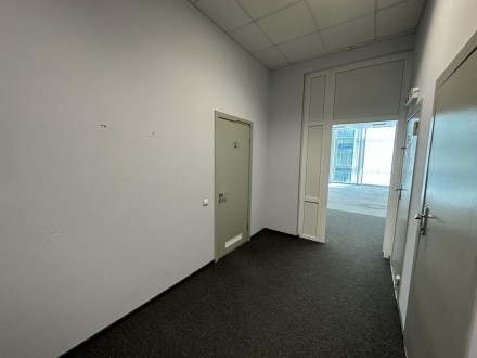Аренда просторного офиса в новом Бизнес Центре класса " В + " по адресу улица Со. Солом'янка. фото 9