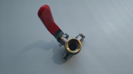 Кран шаровый и спускной клапан трубная резьбаКлапан спуска давления с шаровым кр. . фото 4