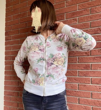 
Женская хлопковая куртка - ветровка молочного цвета с цветочным принтом их хлоп. . фото 6