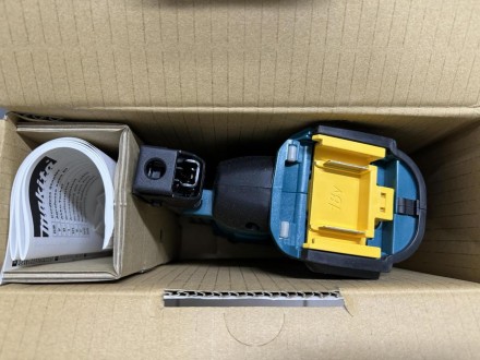 
Makita DST221Z Аккумуляторный степлер НОВЫЙ!!!
Компактный и легкий степлер рабо. . фото 4