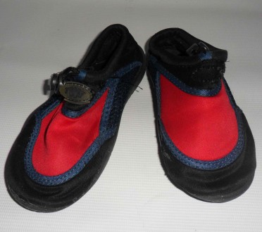 Обувь для пляжа и кораллов (аквашузы) 26-27 р. 16-17 см. цена за 2 пар
Продаётс. . фото 2