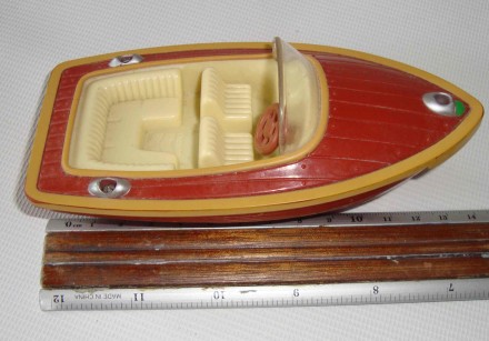 Пластиковий іграшковий катер Игрушечная моторная лодка для ванной. C.C. Boat

. . фото 8