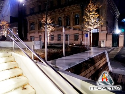 
Овещение лестниц с помощью светодиодов - современный тренд в строительстве здан. . фото 8