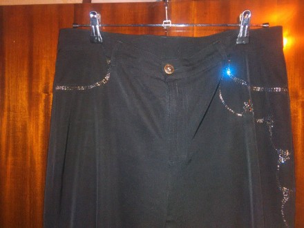 Продам жіночі чорні штани, виробництво Туреччина. У відмінному стані. Розмір 33.. . фото 2