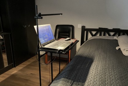 Столик для ноутбука Mouser Light с многофункциональной LED лампой Metaflex Fulls. . фото 9