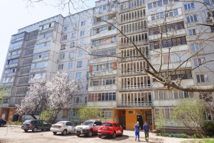 Трикімнатна квартира покращеного планування знаходиться на Салтівці в 535А мікро. Салтовка. фото 13