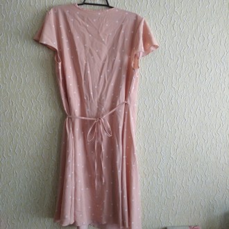 Літнє жіноче плаття в горошок і з заходом.
Колір - персиковий ,білий горох.
ПО. . фото 3
