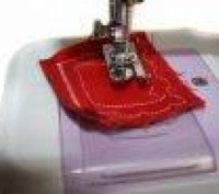 Портативная швейная машинка FHSM-505A шьет 12 типами строчек, которые Вы можете . . фото 8