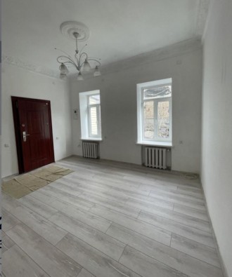 
 26822 Продам маленькую двухкомнатную квартиру с евроремонтом по ул. Богдана Хм. Молдаванка. фото 7
