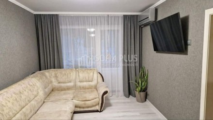 Продается 2-х комнатная квартира на Левом берегу Столицы возле метро Дарница, "Д. Комсомольский массив. фото 2