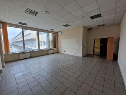 Аренда просторного офиса в центре Киева в Бизнес Центре класса " В " по адресу Б. Печерск. фото 8