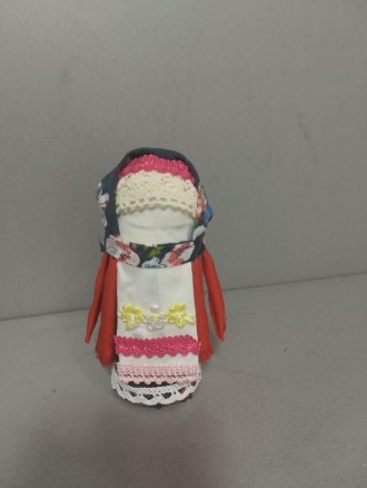 Украинской народной куклой является кукла-мотанка. Ее уникальность в том, что он. . фото 12