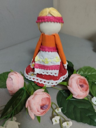 Украинской народной куклой является кукла-мотанка. Ее уникальность в том, что он. . фото 6