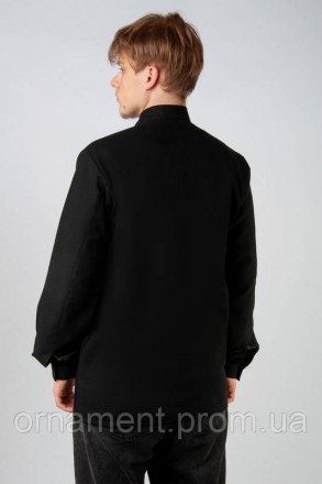 Чоловіча вишита сорочка з довгим рукавом у стилі "Мілітарі" виготовлена з лляног. . фото 5