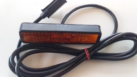 Контурно-габаритный фонарь боковой ERMAX LED 12V-24V з кабелем 1.5м -250гр. Пере. . фото 5