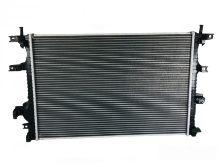 Радиатор охлаждения вода Ford Fusion mk5 2013-2020 2.0t HG9Z8005A (фьюжин)
Код з. . фото 3