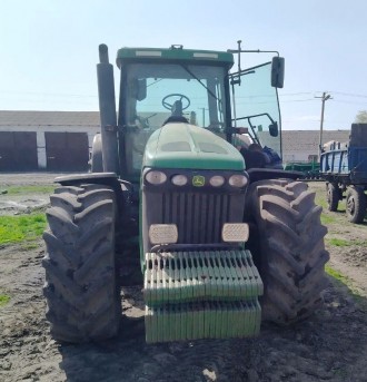 Трактор колісний John Deere 8420
2005 рік випуску
6800 мотогодин напрацювання
. . фото 3