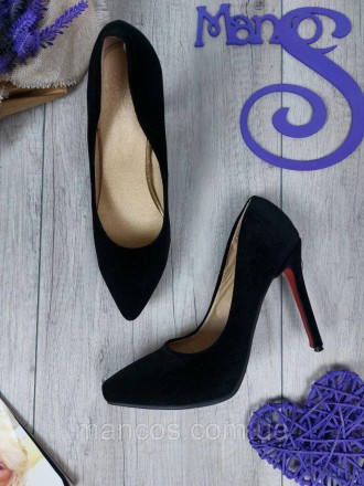 Черные женские классические туфли-лодочки велюровые на шпильке с красной подошво. . фото 2