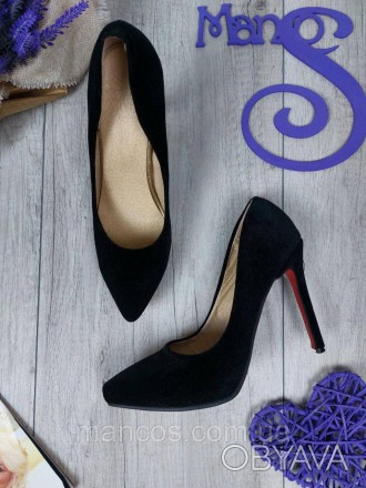 Черные женские классические туфли-лодочки велюровые на шпильке с красной подошво. . фото 1