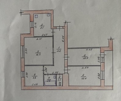 Продається 4-х кімнатна квартира по вул. Лукʼяненка 5.

Квартира з АВТОНОМНИМ . Смолянка. фото 3