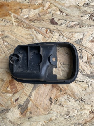 В наявності накладка ручки дверей внутрішня Mazda 626 GF
Ліві та права
Без пошко. . фото 4