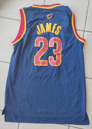 Баскетбольная майка Adidas NBA Cleveland Cavaliers, James, размер-S, длина сзади. . фото 5