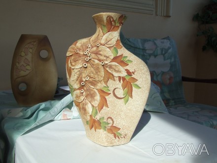 Керамика ваза раз. 36 х 26 х 13 см. 2000 гг.