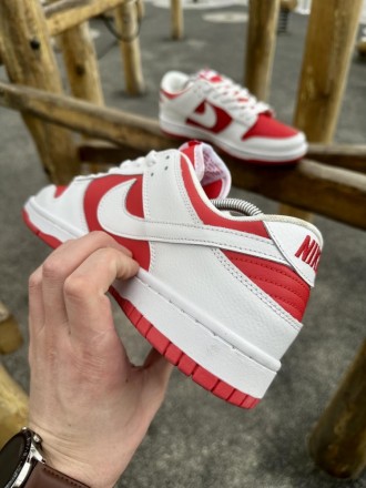 
 
 Кросівки Nike SB Dunk (white & red)
41 (26 см)	
42 (26.5)	
43 (27.5 см)	
44 . . фото 10