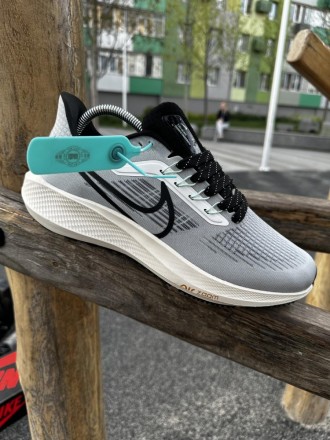 
 
 Кросівки Nike Zoom Pegasus 39 (чорно-сірі)
40 (25.5 см)	
41 (26 см)	
42 (26.. . фото 9