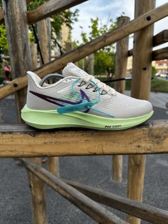 
 
 Кросівки Nike Zoom Pegasus 39 (beige-green)
40 (25.5 см)	
41 (26 см)	
42 (26. . фото 3
