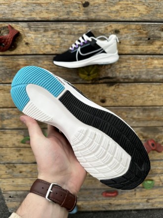 
 
 Кросівки Nike Air Zoom Pegasus (чорно-білі)
40 (25.5 см (бирка 41))	
41 (26 . . фото 7