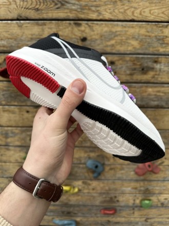 
 
 Кросівки Nike Air Zoom Pegasus (біло-чорні)
40 (25.5 см (бирка 41))	
41 (26 . . фото 5
